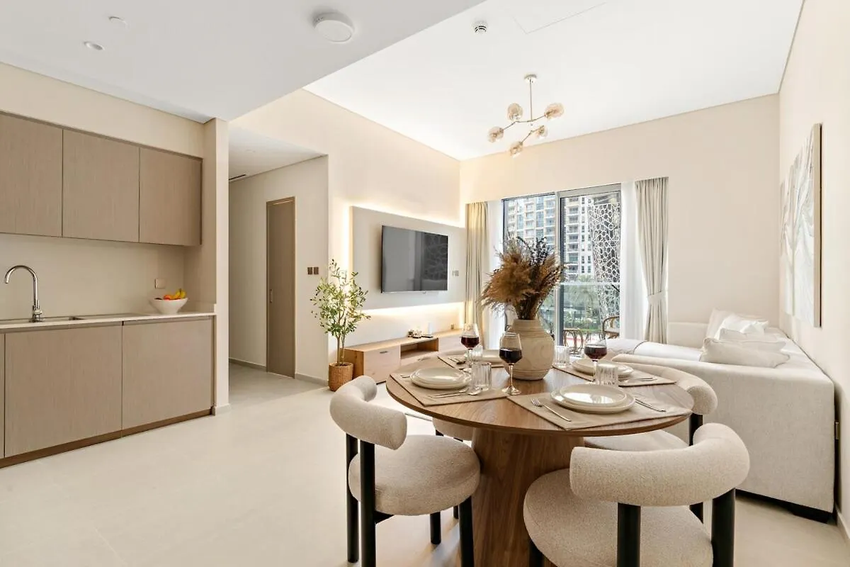 First Class 2Br Luxurious Downtown Bliss Dubai 0*,  United Arab Emirates