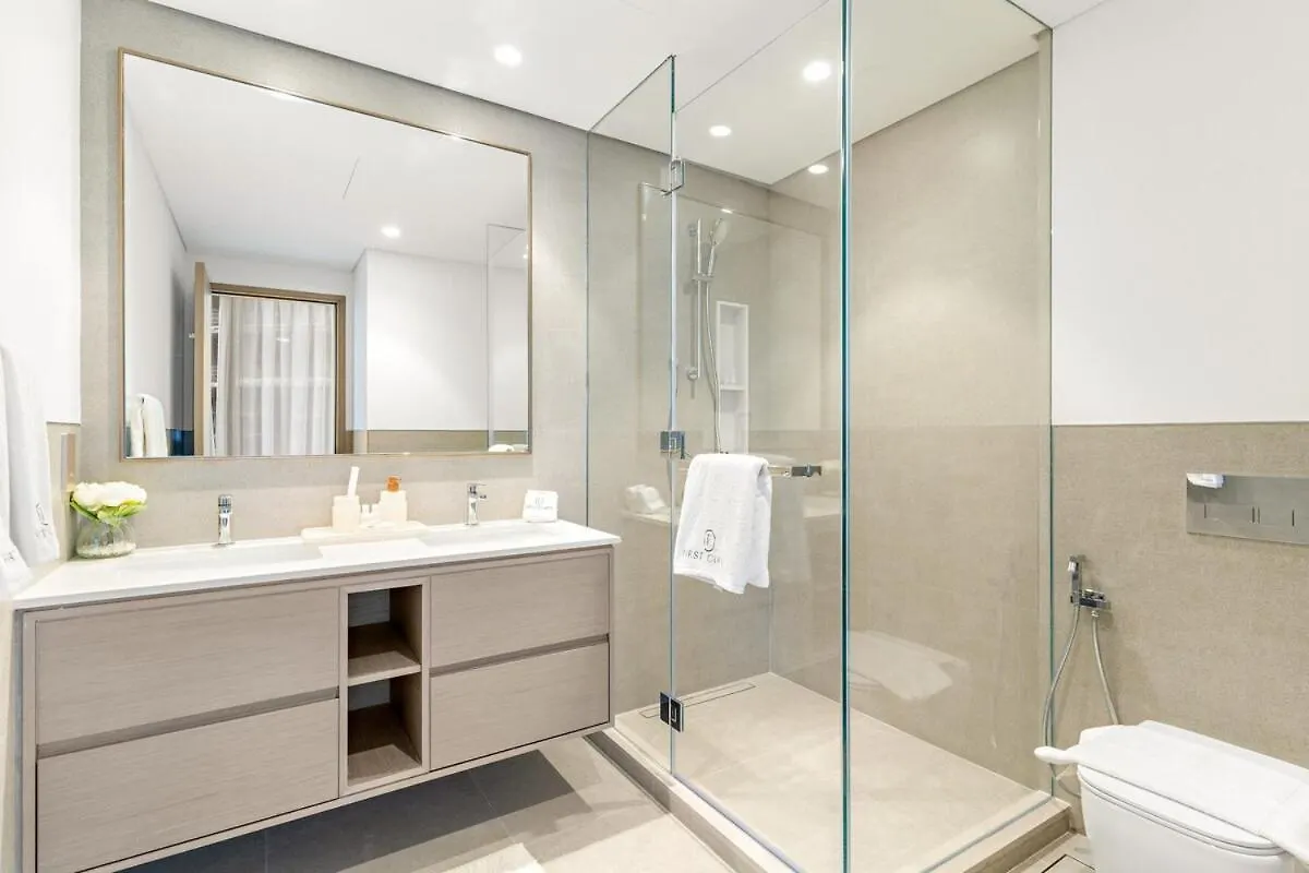 First Class 2Br Luxurious Downtown Bliss Dubai