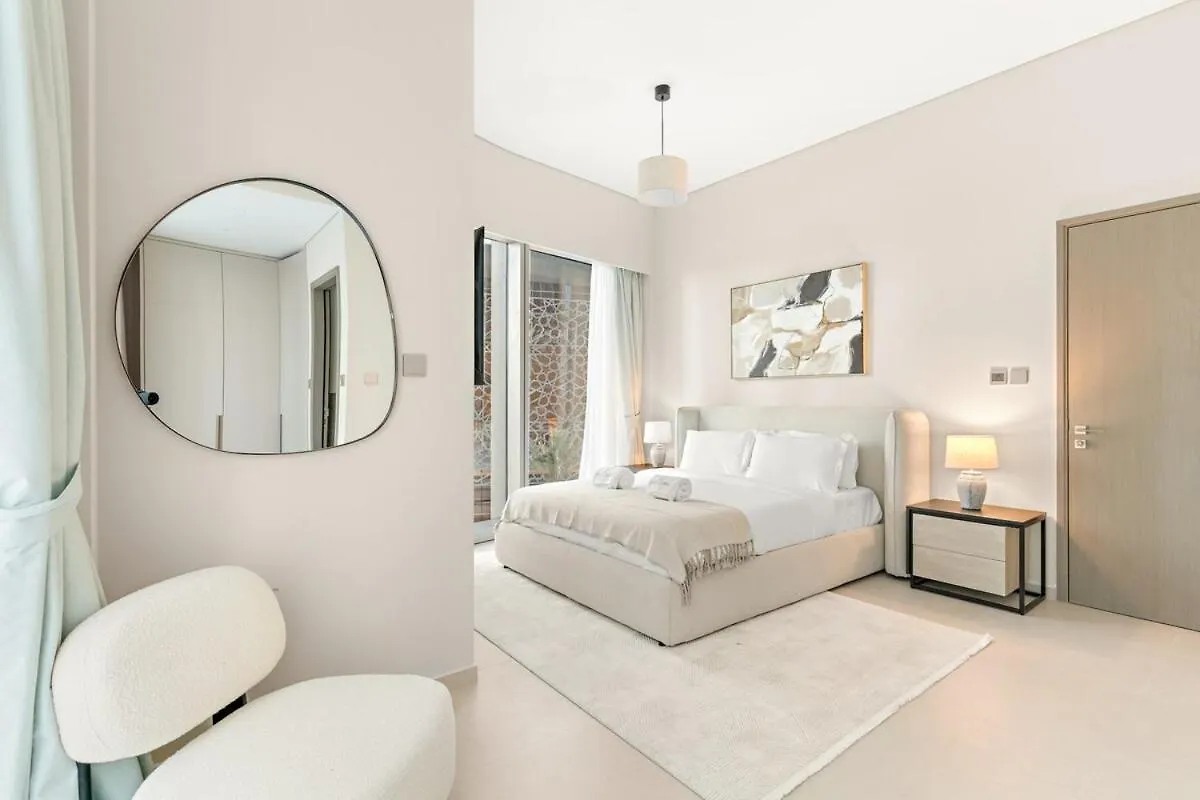 First Class 2Br Luxurious Downtown Bliss Dubai 0*,